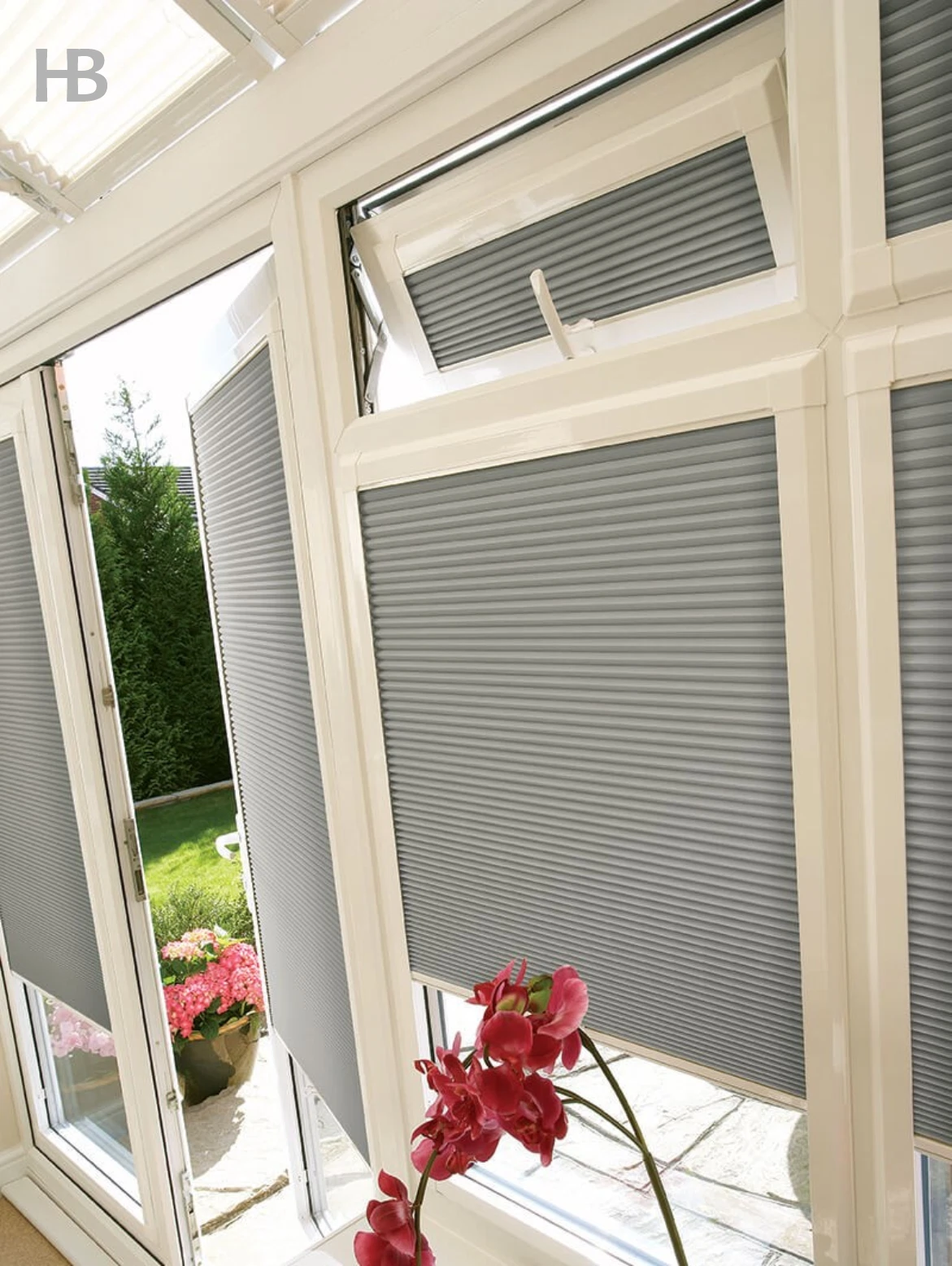 Perfect-Fit Pleated Blinds